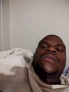 W0rthiit online show from April 21, 8:26 pm