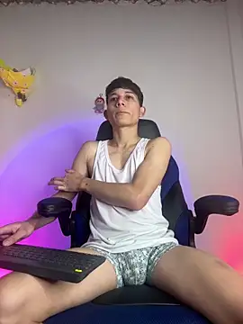 bryan hot 23 online show from April 22, 9:19 pm