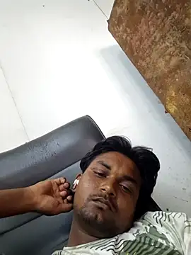 Gujju here online show from June 24, 9:45 am