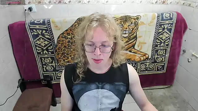 Jinnbooky online show from August 7, 7:42 pm