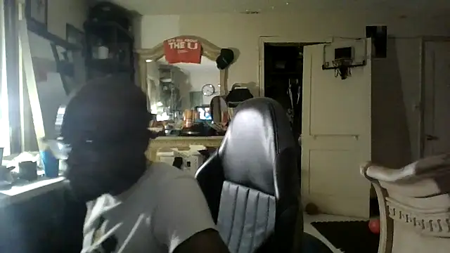 InuredFriulian online show from April 23, 2:49 am