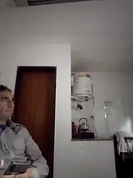 Alejandro83bsf online show from May 29, 10:53 pm