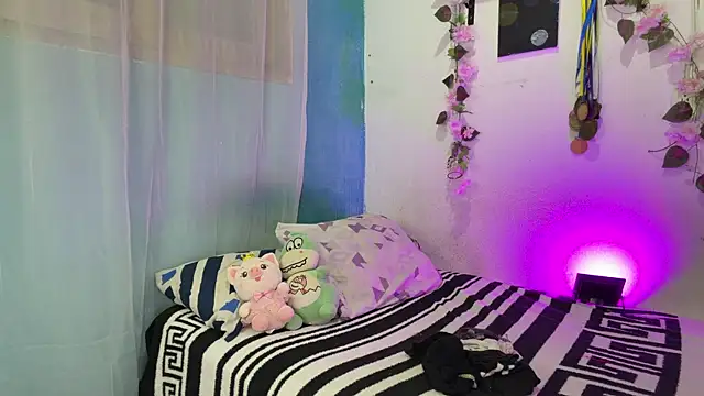  peachyboy online show from June 11, 3:48 am