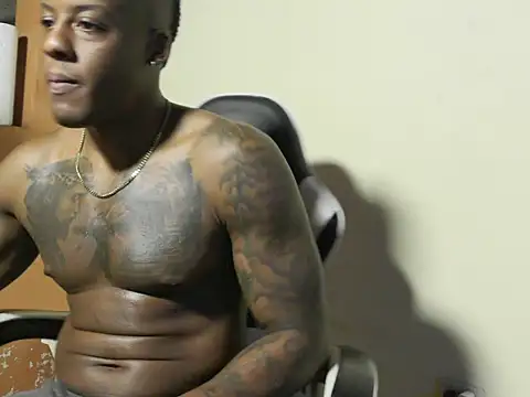 Privadeathletex online show from May 12, 4:21 am