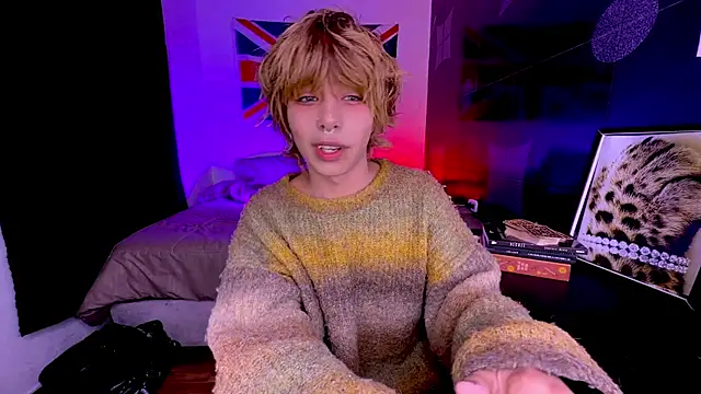Aronn 44 online show from July 19, 11:05 am