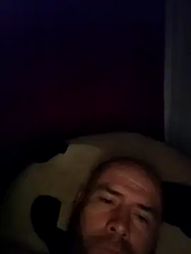 AndresvargasQ123 online show from May 10, 7:31 am