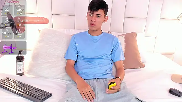 JacobFerrer online show from May 27, 6:38 pm