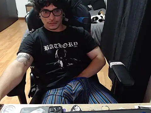 lilgothboy online show from May 15, 3:26 am