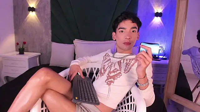 Andy vergara1 online show from May 14, 12:14 pm