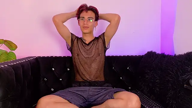 Andy Dluxe online show from May 14, 11:52 am