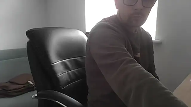 NakedAndrewHot online show from May 11, 10:50 am