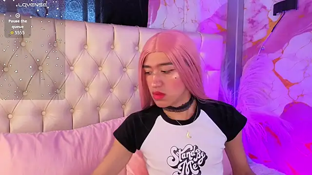 Luna Sissy  online show from June 30, 7:15 pm