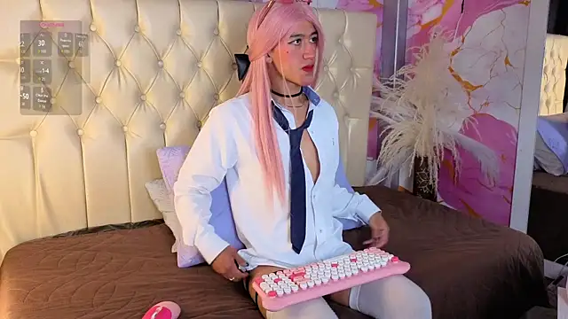 Luna Sissy  online show from May 14, 9:57 pm