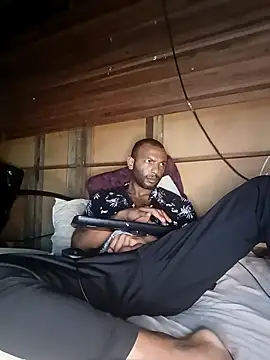 Camodick online show from December 17, 4:35 pm