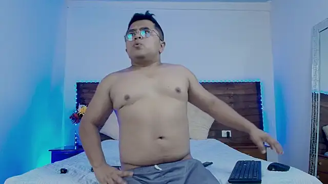 cristofer love online show from July 7, 5:05 pm