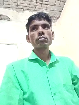 Hot-Parinda200 online show from May 10, 6:20 pm