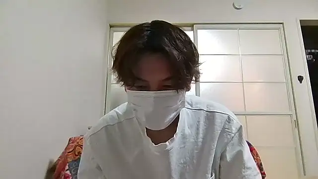 Shun-3721 online show from May 11, 1:46 pm