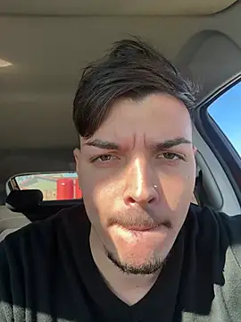lautydiaz98 online show from May 18, 4:22 pm