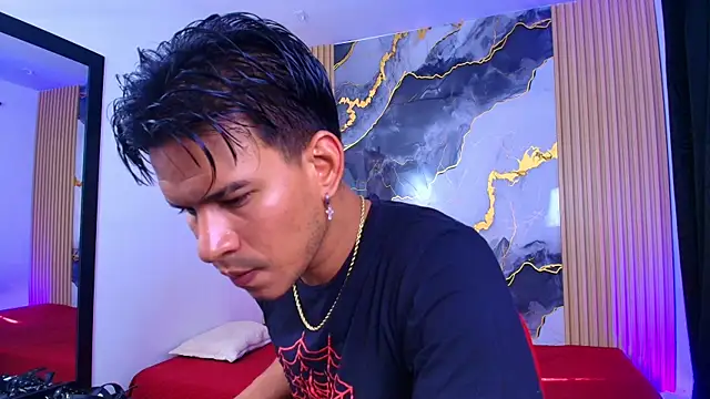 JacobWolf   online show from May 18, 7:18 pm