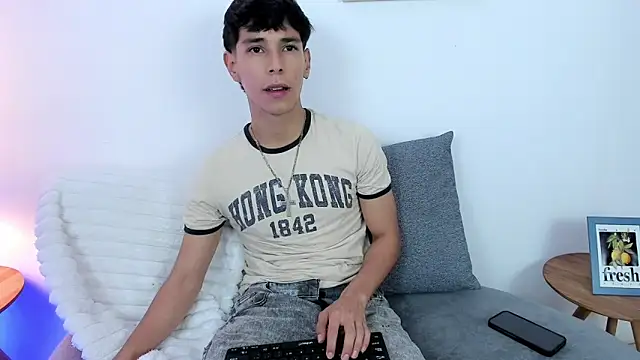 jacob colliins online show from May 15, 3:15 am