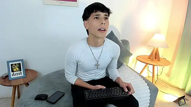 jacob colliins online show from May 14, 3:04 am