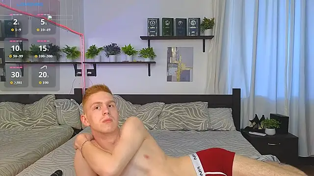 Tommy CrashXXX online show from May 10, 1:01 pm