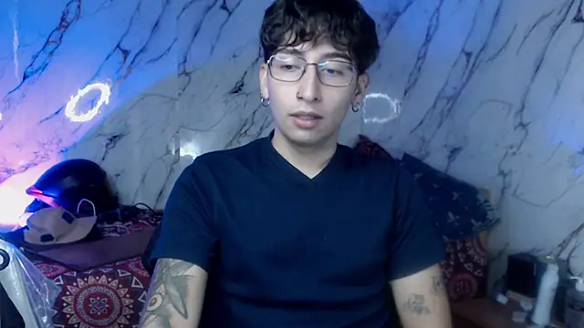 Adrian Kane online show from June 20, 9:53 pm