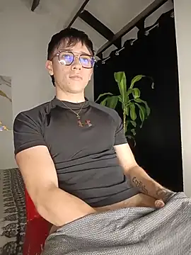 Salvatore angelo online show from May 16, 3:48 am