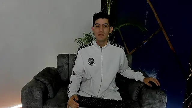 sexy hairy1 online show from June 26, 11:24 am