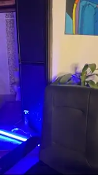 ChrisRuiz online show from June 5, 3:44 am