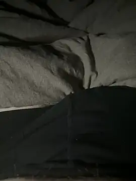 kleinerdude online show from July 3, 1:01 am