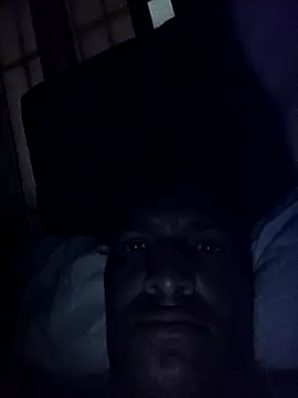 luis391986 online show from June 21, 2:06 am
