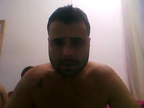 leogaucho34 online show from May 18, 10:14 pm