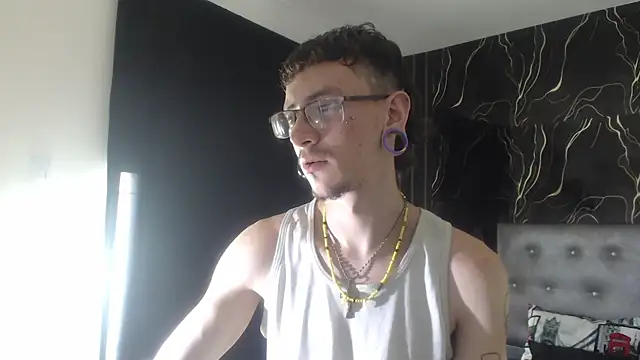 Ryan Owenss online show from June 13, 3:15 am