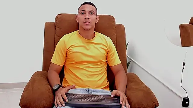 Chirs Arthus online show from July 1, 11:26 pm