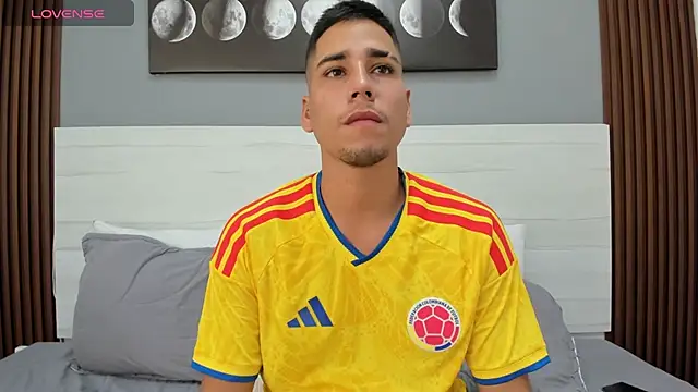 Mauro boy online show from June 23, 7:39 pm