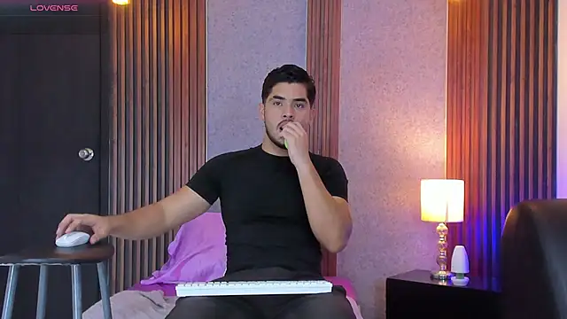 luciano vitale online show from July 5, 12:56 pm