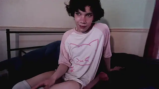 Straything online show from July 29, 7:13 pm