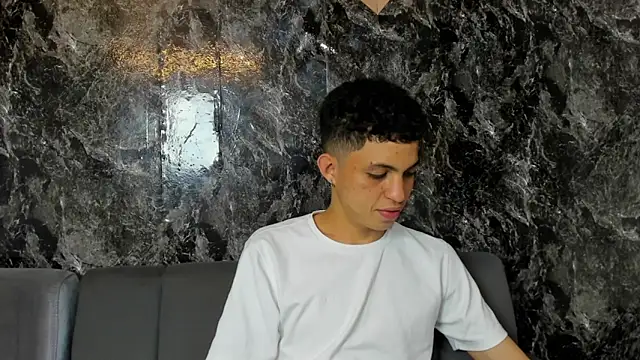 cameron lux77 online show from June 13, 4:10 am