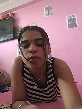 hoty raj online show from June 8, 8:59 am