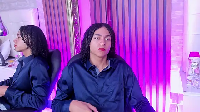 KyleeSmiith online show from July 8, 4:05 am