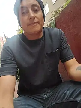 Tiger cryad online show from July 2, 8:59 pm