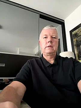Snapshot of cumboy chatting on October 17, 3:16 pm cumboy online show from October 17, 3:16 pm
