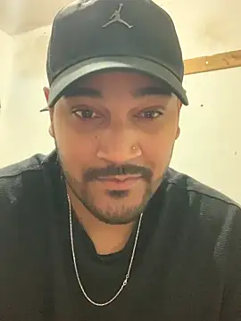 wandinho13 online show from June 17, 1:24 pm