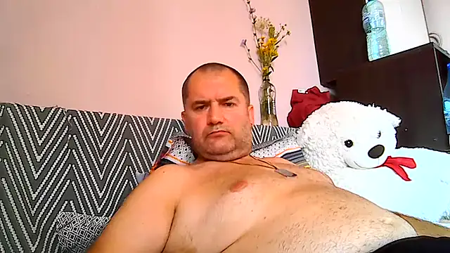 CristianDaniel78 online show from August 8, 9:38 am