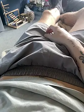 shadsteass online show from August 9, 10:43 am
