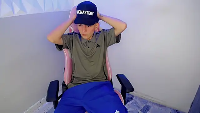 Hot athletes  online show from July 2, 9:21 pm