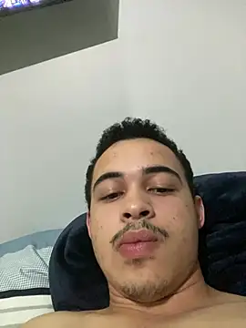 levis00 online show from July 4, 12:35 am