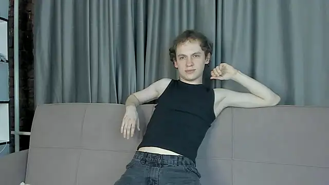 Arrogant Eli online show from July 16, 9:44 pm
