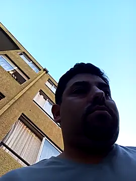 robredoj online show from December 14, 11:01 pm